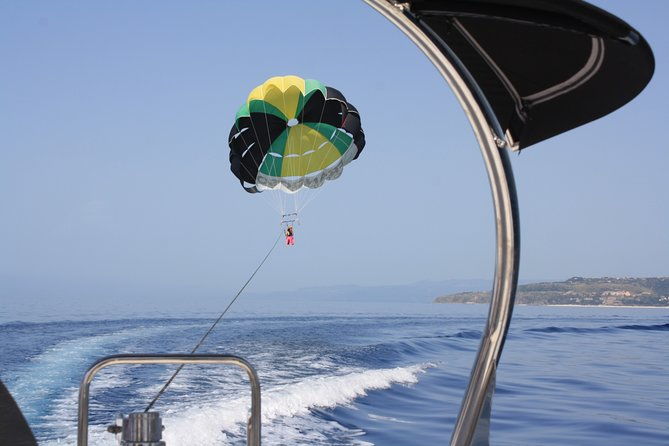 parasailing-single-flight-to-tropea-in-small-group