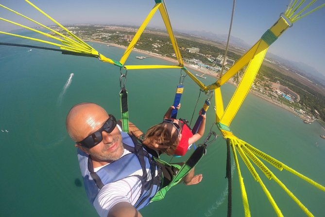 parasailing-snorkel-cruise-sharks-and-stingrays-encounter-tour