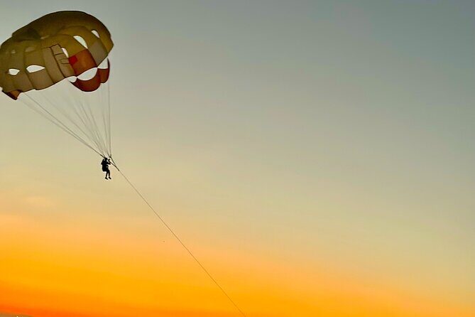 Parasailing tour in Al Mouj Muscat - The Experience from Start to Finish