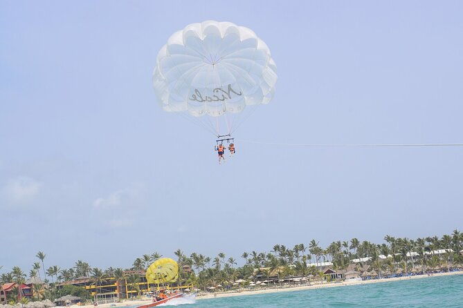 parasailing-tour-in-punta-cana