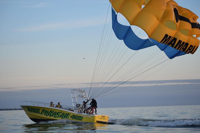 parasailing-with-miami-watersports