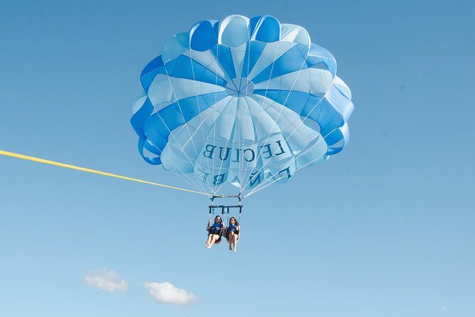 Parascending in Tenerife - The Transfer between Boats: A Critical Detail