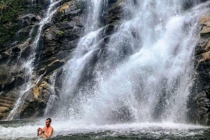 paraty-melancia-waterfall-trekking-and-hiking-tour