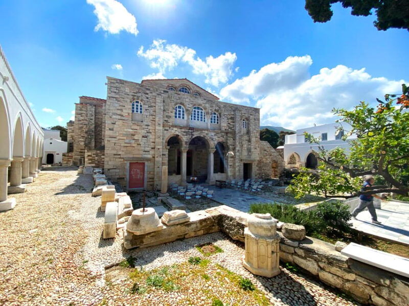 parikia-private-hercules-treasure-hunt-tour-w-food-stops