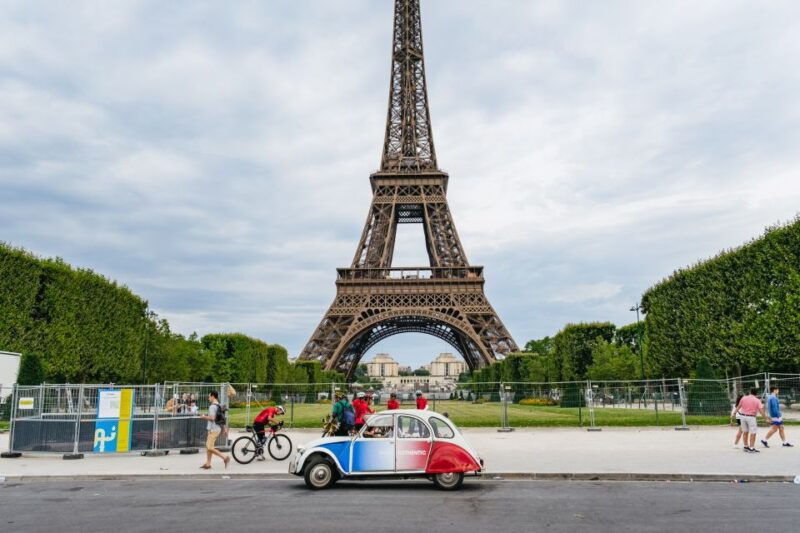 paris-1-hour-vintage-citroen-2cv-tour