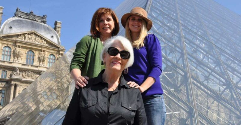 paris-2-hour-private-walking-tour-with-a-photographer