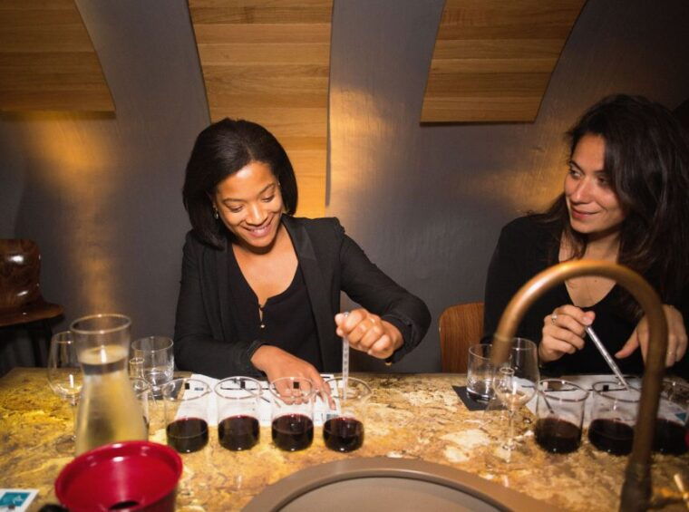 paris-2-hour-wine-making-workshop