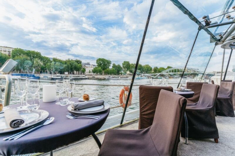 paris-3-course-dinner-cruise-on-the-seine-with-live-music