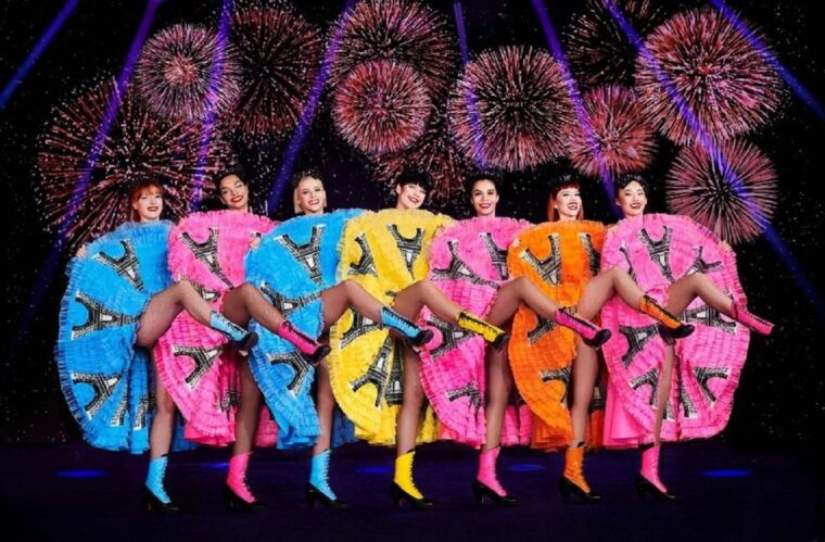 paris-3-course-dinner-show-at-paradis-latin-cabaret