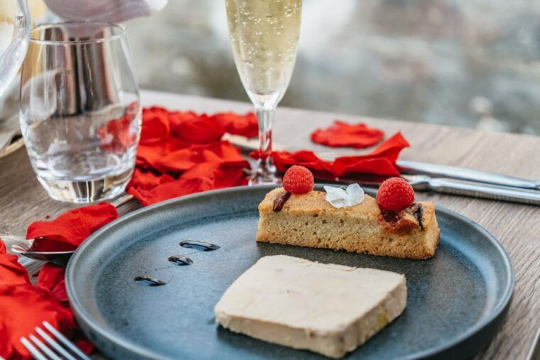 paris-3-course-gourmet-dinner-cruise-on-seine-river