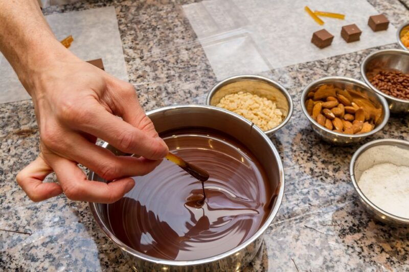 paris-45-minute-chocolate-making-workshop-at-choco-story
