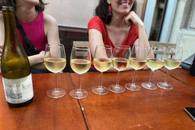 paris-a-cozy-wine-cheese-tasting-in-montmartre