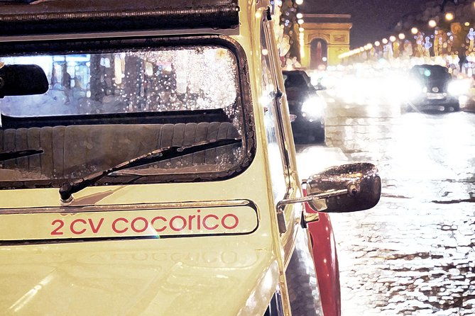 paris-and-montmartre-2cv-tour-by-night-with-champagne