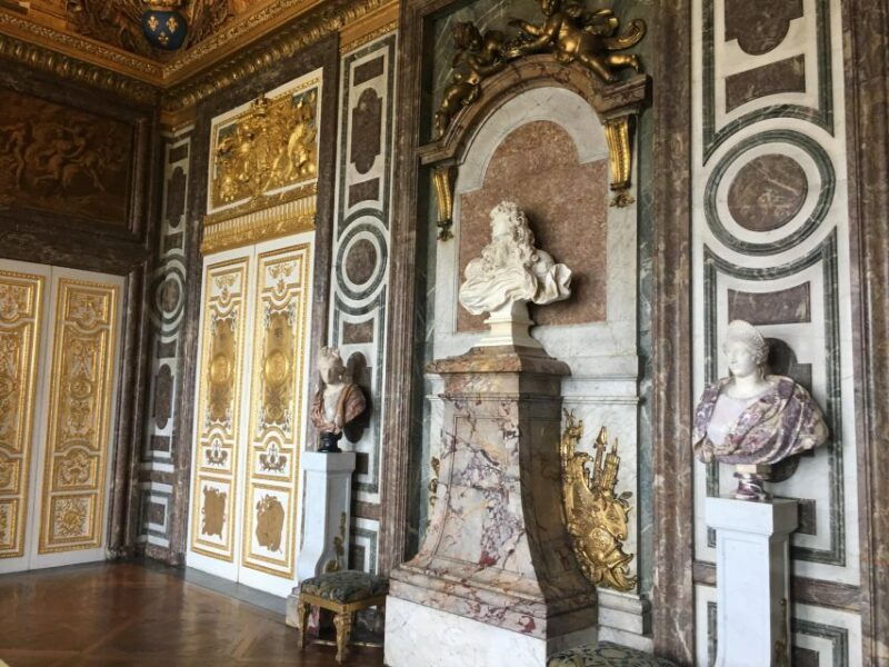 paris-and-versailles-palace-full-day-private-guided-tour
