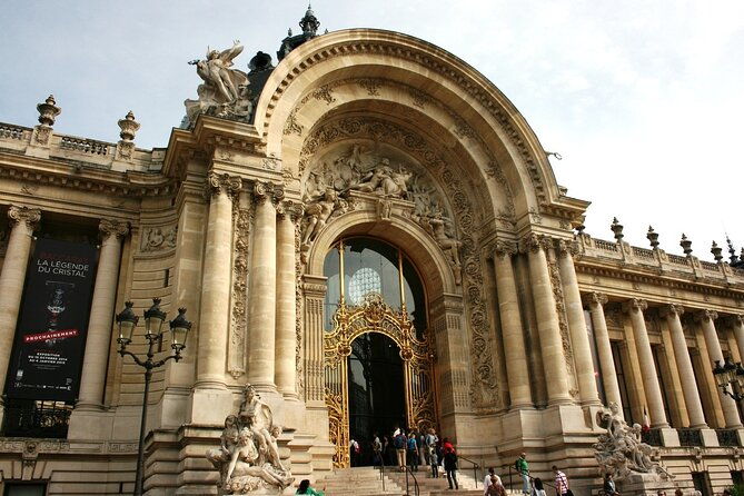 paris-arc-de-triomphe-entry-and-mini-walking-tour-2