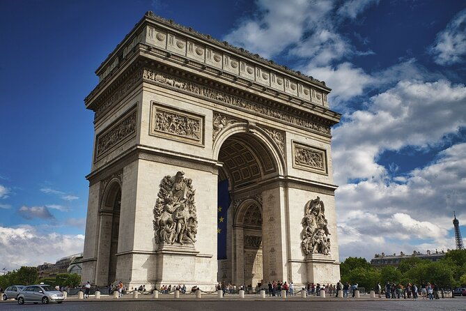 paris-arc-de-triomphe-entry-and-mini-walking-tour