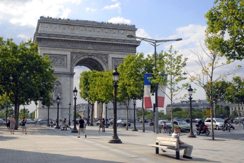 paris-arc-de-triomphe-entry-and-walking-tour
