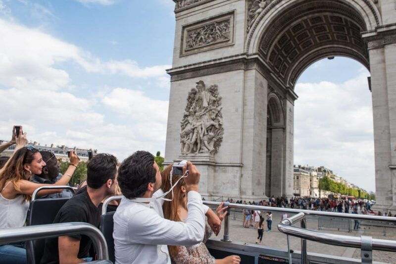 paris-arc-de-triomphe-ticket-big-bus-hop-on-hop-off-tour