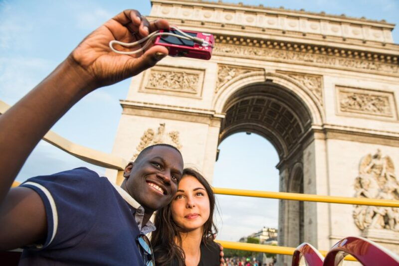 paris-arc-de-triomphe-ticket-big-bus-hop-on-hop-off-tour