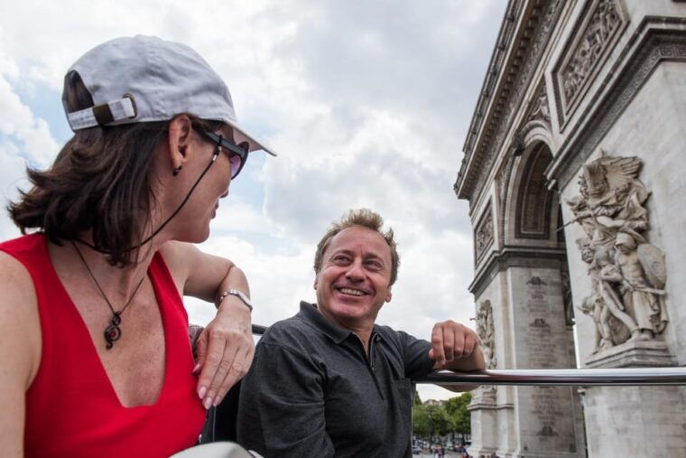 paris-arc-de-triomphe-ticket-big-bus-hop-on-hop-off-tour