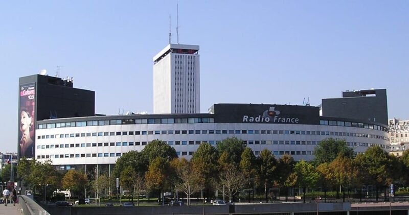 paris-beaugrenelle-modern-architecture-walking-tour