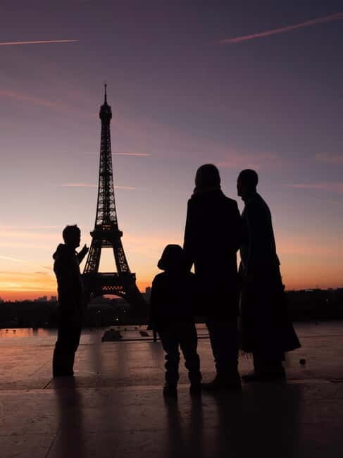 Paris Before the Crowds: Sunrise Walk & Breakfast - An Early Morning Escape to Paris’s Most Famous Sights