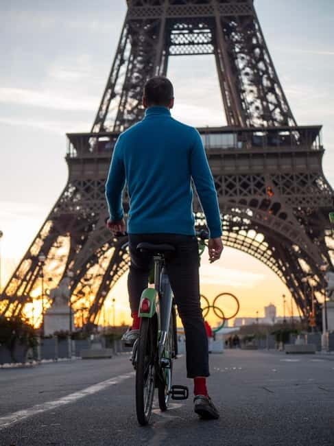 Paris Before the Crowds: Sunrise Walk & Breakfast - What to Expect During the Tour
