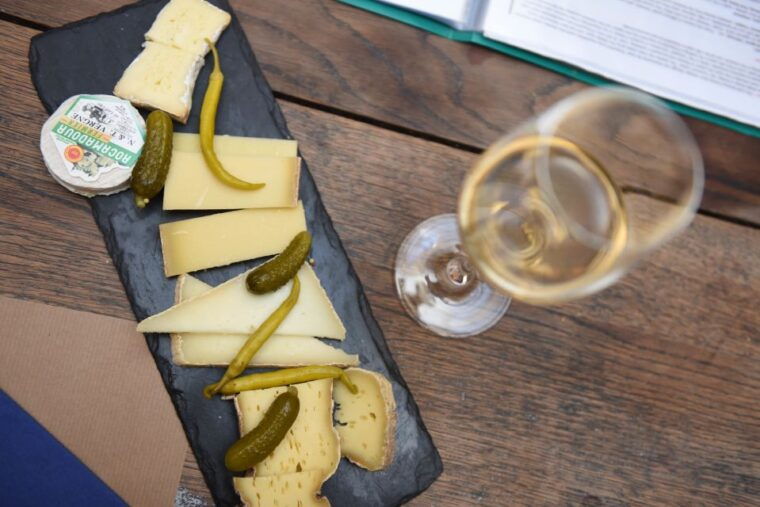 paris-belleville-3-hour-walking-food-tour-with-a-local