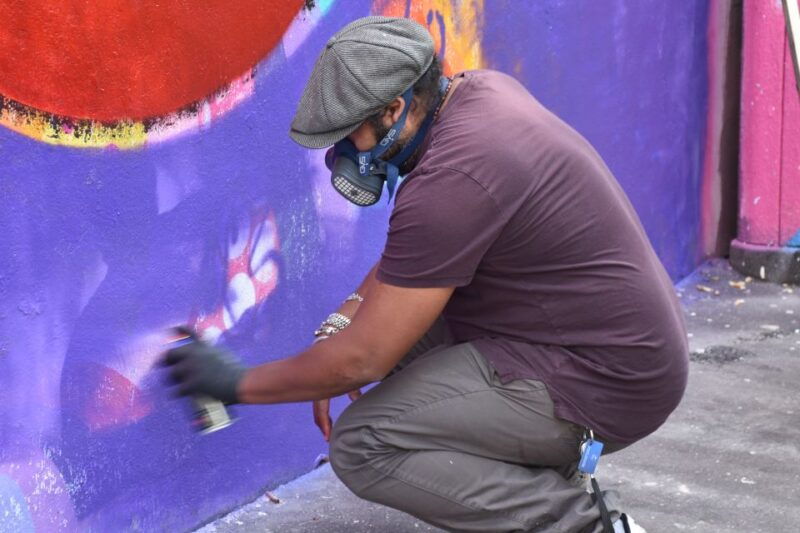 paris-belleville-street-art-tour-with-an-artist