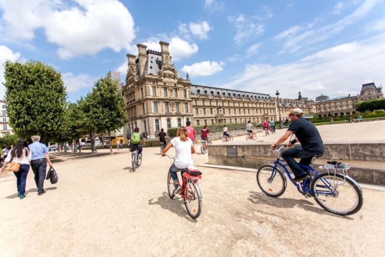 paris-bike-tour-eiffel-tower-place-de-la-concorde-more