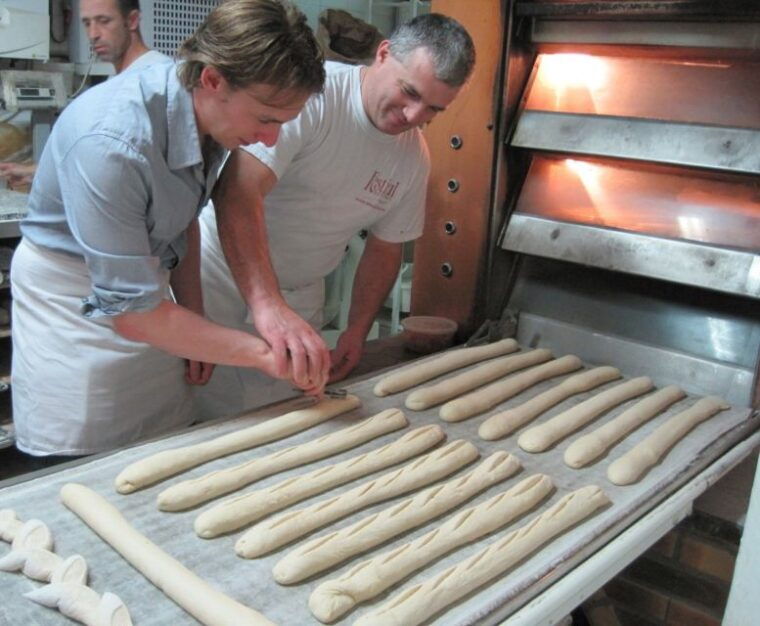 paris-bread-and-croissant-making-class
