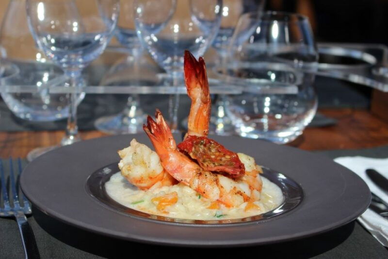 paris-bustronome-gourmet-lunch-tour-on-a-glass-roof-bus