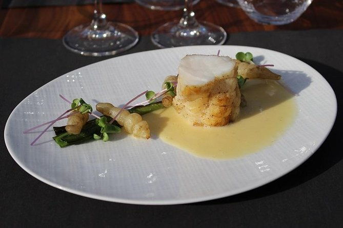 paris-bustronome-gourmet-sightseeing-lunch-on-a-panoramic-bus