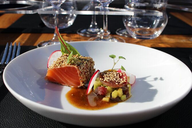 paris-bustronome-gourmet-sightseeing-lunch-on-a-panoramic-bus