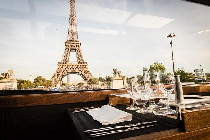 paris-bustronome-gourmet-sightseeing-lunch-on-a-panoramic-bus