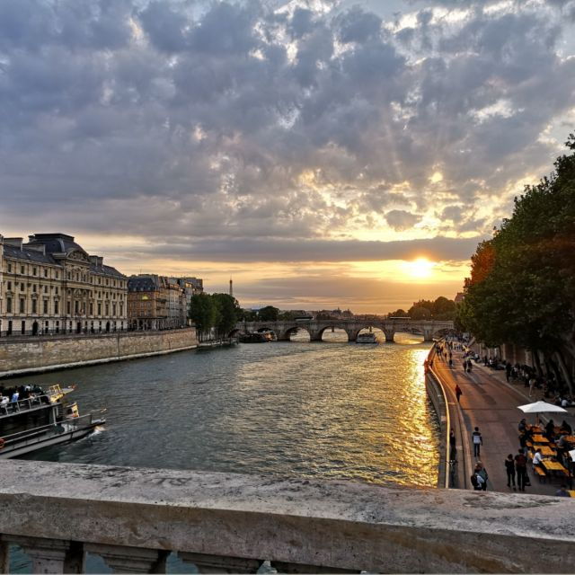 paris-by-night-small-group-bike-tour-boat-cruise