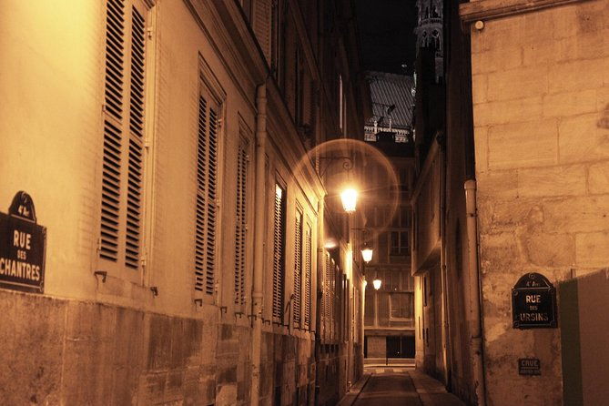 paris-by-night-walking-tour-ghosts-mysteries-and-legends