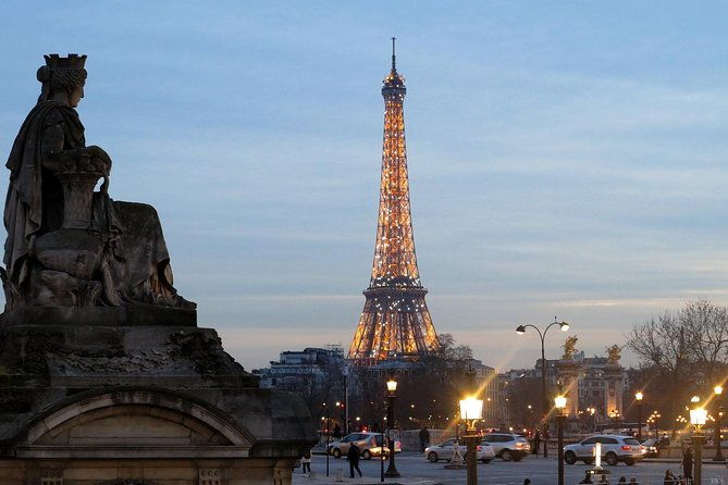 paris-by-night-with-seine-river-cruise-and-roundtrip-luxury-transportation