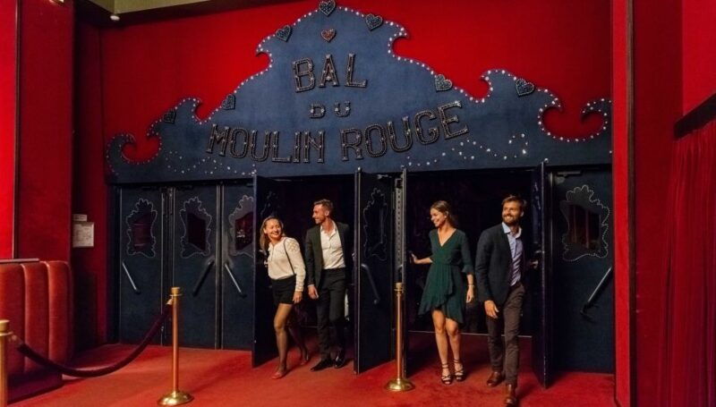 paris-champagne-at-the-moulin-rouge-seine-river-cruise