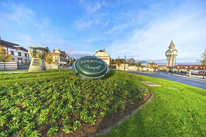 paris-champagne-christmas-markets-tour-of-reims-epernay