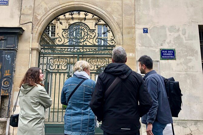 paris-champagne-food-tour-with-tastings-in-saint-germain