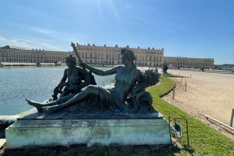 paris-chateau-de-versailles-and-giverny-excursion