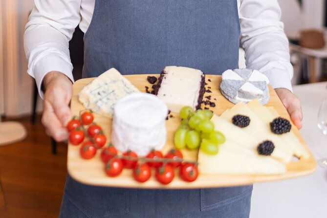 paris-cheeses-and-wines-tour-de-france-with-tasty-games