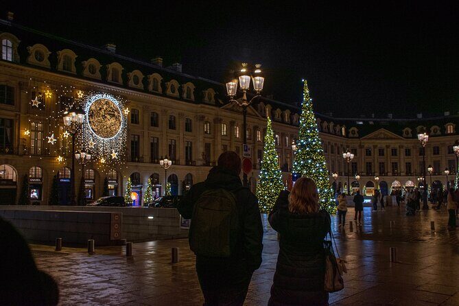 Paris Christmas Lights Small Group Walking Tour with Local Guide - Stop 4: Jardin des Tuileries