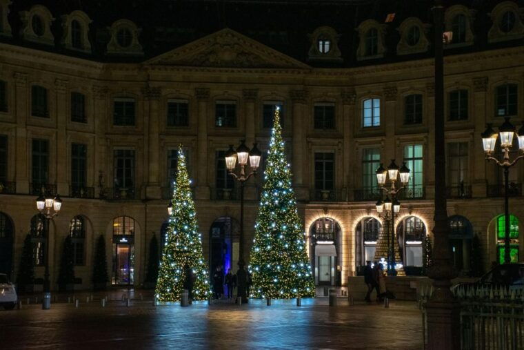 paris-christmas-lights-walking-tour-with-local-guide