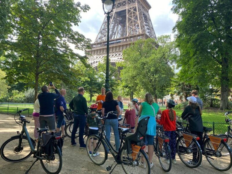 paris-city-highlights-bike-tour