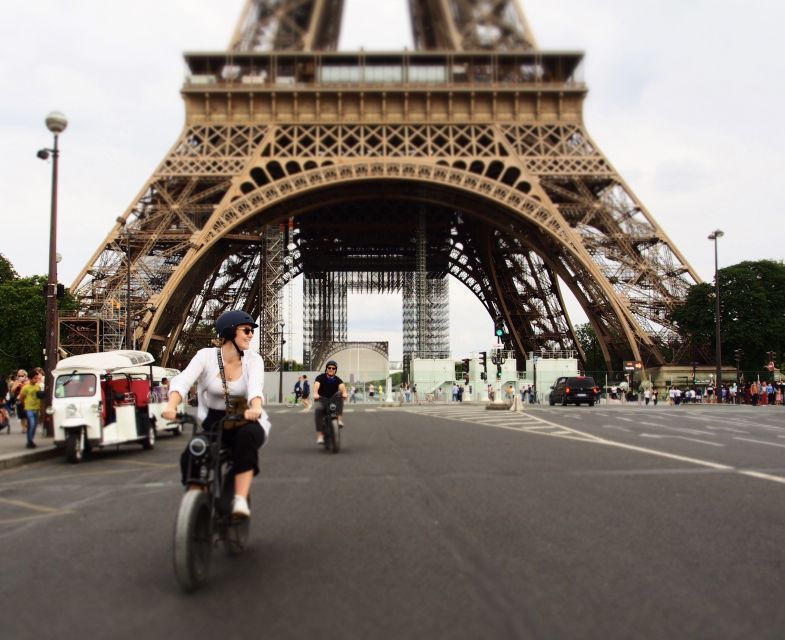 paris-city-highlights-private-electric-bike-tour-with-video