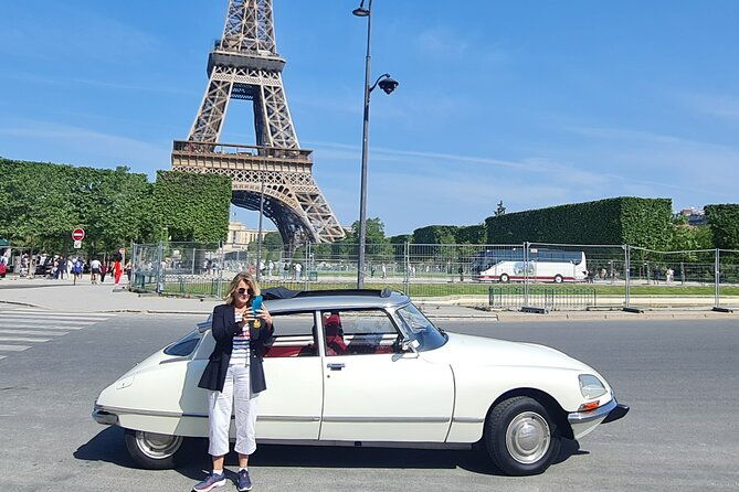 paris-city-tour-1h00-citroen-ds-vintage-with-open-roof