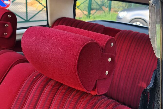 paris-city-tour-3h00-citroen-ds-vintage-with-open-roof