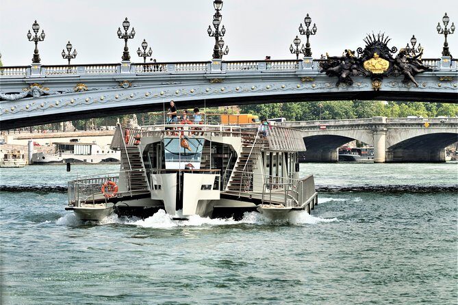 Paris City Tour by Coach with Sightseeing Seine River Cruise - The Experience: Pros and Cons
